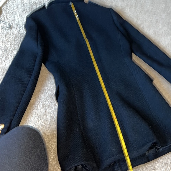 Prada women’s jacket 🎈🎉 HOST PICK!! - Picture 14 of 14